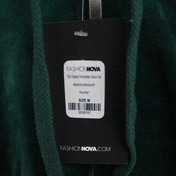 Fashion Nova "The Original Trendseeter Velour Set" Size M - Picture 3 of 6
